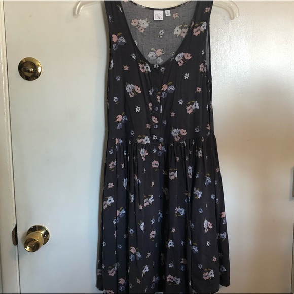 bp Dresses & Skirts - BP floral dress